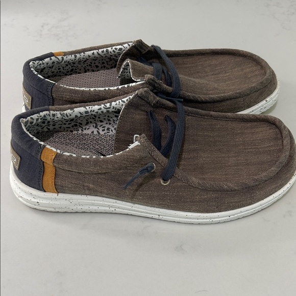 Hey Dude Men's Loafers - Picture 5 of 8